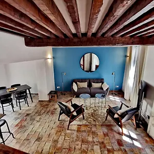 https://charmante-maison-plein-centre-de-cassis-6-personnes-50.fr-provencehotel.com